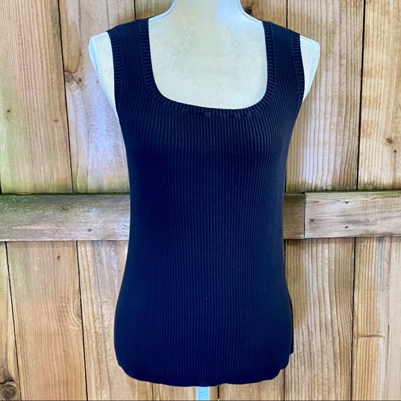 Jones New York Tops - New York Sport Black Sweater Tank Top EUC
